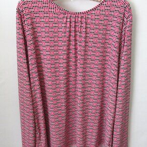 Liz Claiborne Woman pink geo scoop neck long sleeve poly top *Sz 1X*